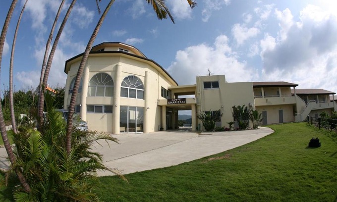 Iriomote-jima Taketomi-cho Hotel | Ilmare Unarizaki