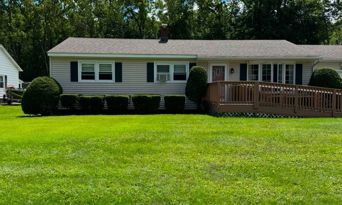 North Adams House | Immaculate Berkshires home! Close to museums, colleges, and outdoor activities.