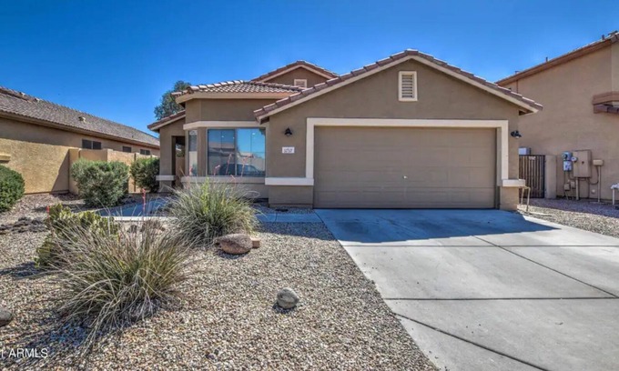 Miller Manor House | Immaculate pool home in a quiet family neighborhood