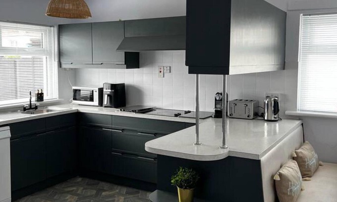 Portstewart House | Immaculate sea View 4-bed House in Portstewart