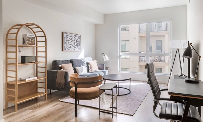 Hayward Apartment | Impeccable Hayward 1BR w/Pool, Grills, Parking & Gym, by Blueground