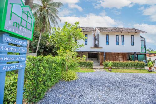 Huai Nam Khao Hotel | in My place cafotel