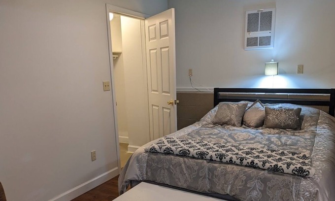 Delafield Apartment | In the heart of downtown Delafield - lower level, keypad-entry, studio apartment