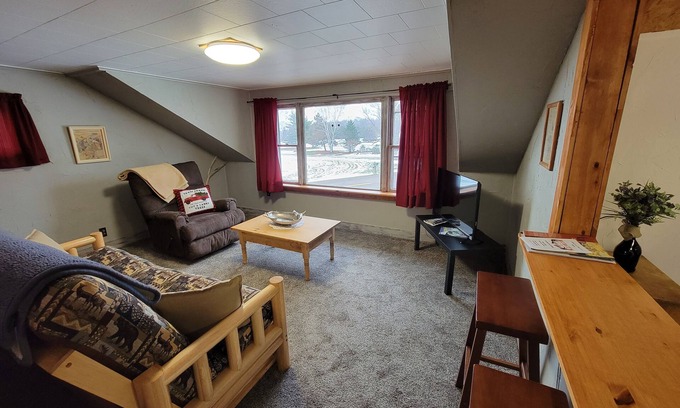 Pickerel Apartment | In the Heart of the Northwoods