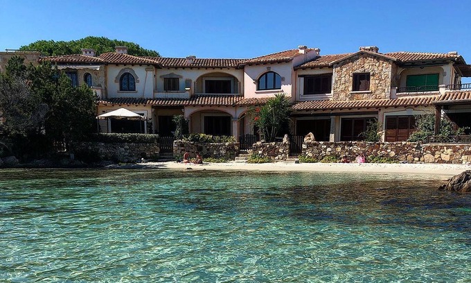 Golfo Aranci Apartment | Incanto Apartment Golfo Aranci Sardinia, front sea apartment