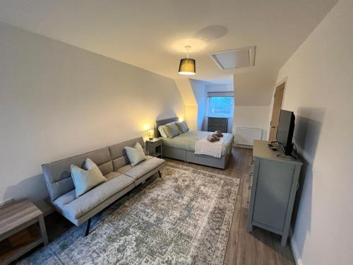 Bonhill House | Inchcailloch Townhouse, Loch Lomond