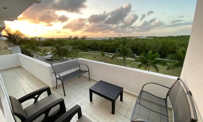 Downtown Mexico City Condo | INCREDIBLE PENTHOUSE: 2 floors and 9 min Hotel Zone