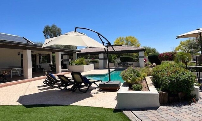Central Scottsdale House | Incredibly spacious Gathering place, Private Pickleball Court, Sleeps 14,