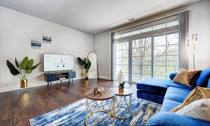 Indianapolis Condo | Indianapolis King Bed Suite In Keystone/Broad-Ripple/Carmel