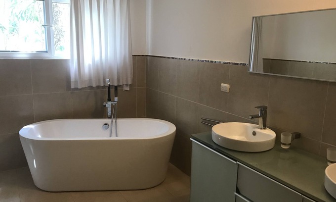 El Batey Condo | Infiniti blu, ocean front condo