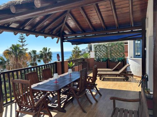 Velilla-Taramay Apartment | Infinity Apartment