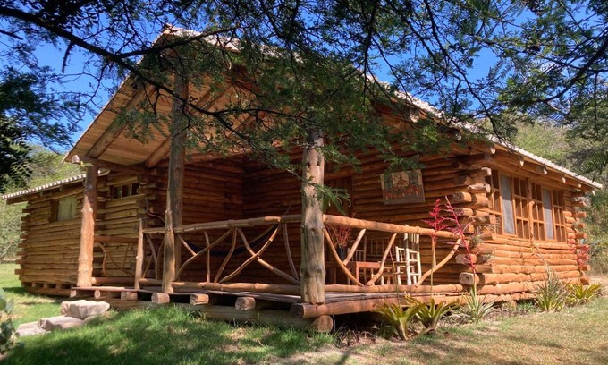Guayllabamba Cabin | Inraki Lodge