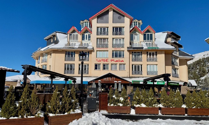 Pradollano Apartment | Inside Plaza Sierra Nevada