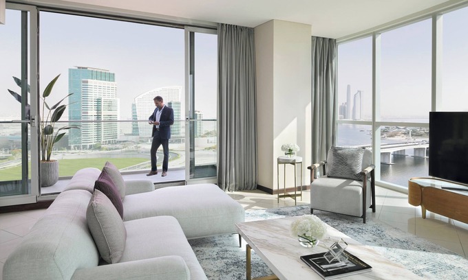 Dubai Festival City Hotel | InterContinental Residence Suites Dubai Festival City by IHG