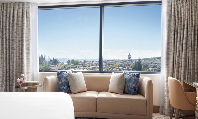 Northwest Bellevue Hotel | InterContinental Seattle Bellevue by IHG