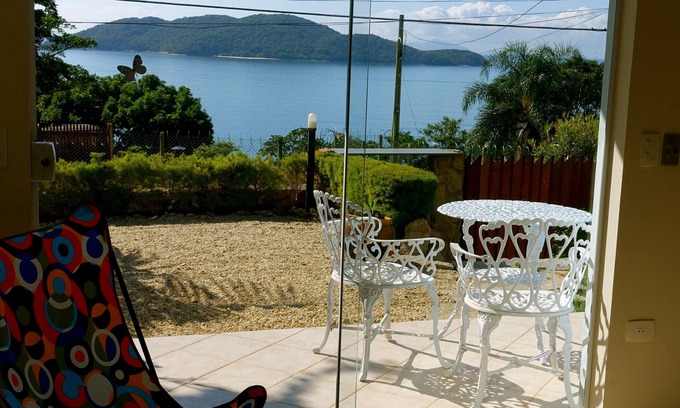 Caraguatatuba House | International Standard - Small Condominium Security -WiFi