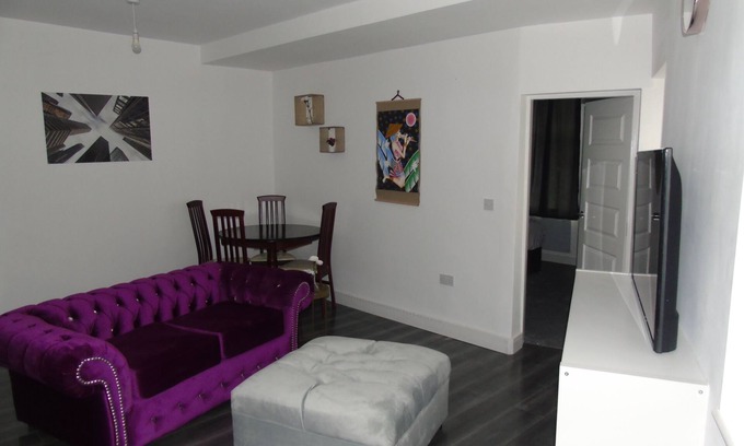Bolton Apartment | Inviting 1-Bed Ground Floor Apartment in Bolton