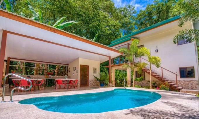 Cocles Apartment | Irene~A/C~Pool~Great Internet~Punta Cocles Beach