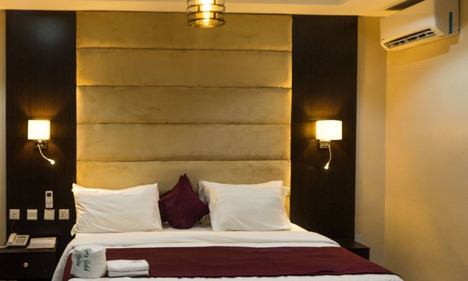 Ibadan Hotel | Iris Gold Suite