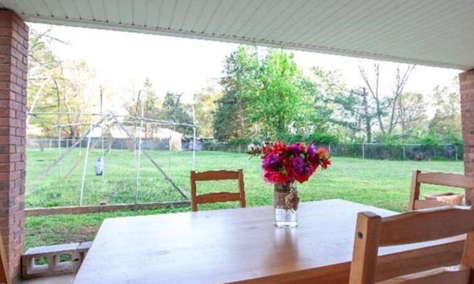 Sunset Road Apartment | ISABEL NAVEIRAS-VILAR