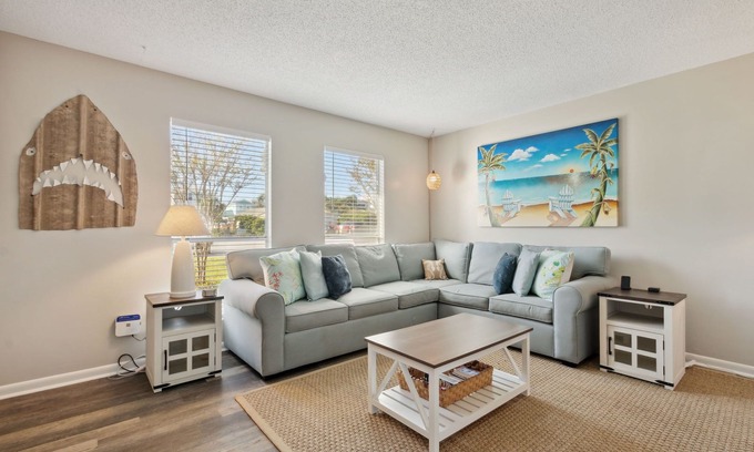 Fernandina Beach House | Island Adventures: Pool, Tennis, Close to Beach