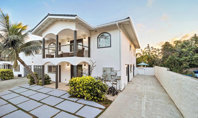 Honolulu House | Island Paradise home 5 min from the beach