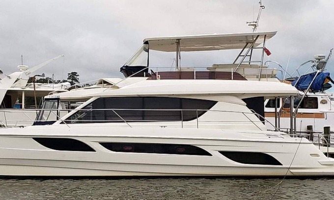 Dauphin Island Boat Rental | "It Is Well" Yacht Charters