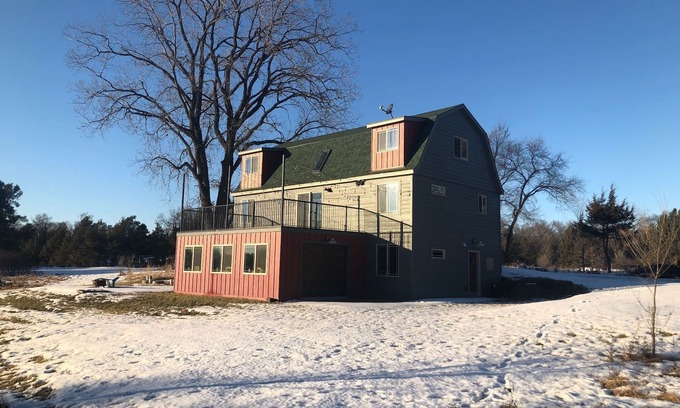 Wisconsin Dells House | IT'S A BARN GOOD TIME ~ Oustanding Vacation Rental!