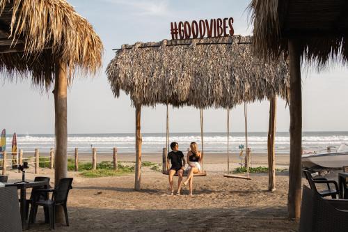 El Cuco Hotel | Itza BeachClub & Bar