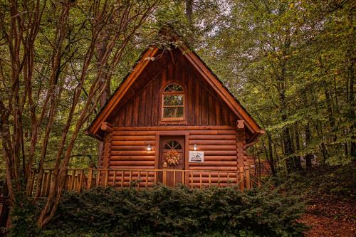 Benton House | Ivy Cottage Cute Cottage Along The Ocoee River