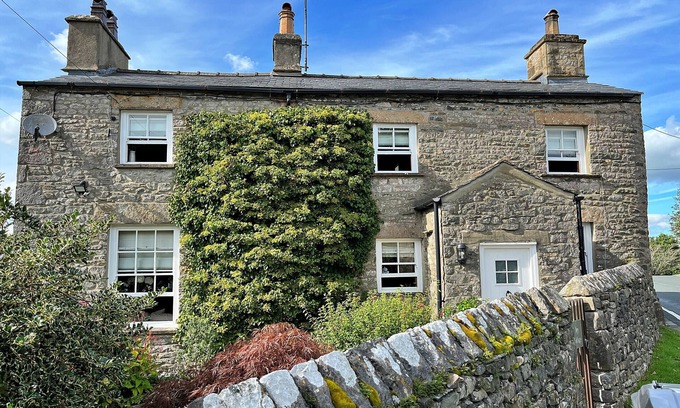 Casterton Cottage | Ivy Cottage