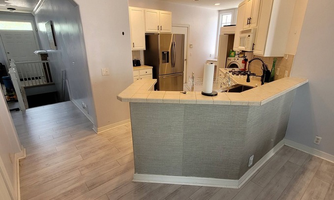 West Omaha House | Jacuzzi House Across Nice park