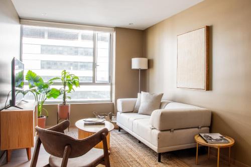 Miguel Hidalgo Apartment | Japandi style apartment in Polanco