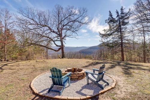 Jasper House | Jasper Cabin with Fire Pit, Grill and Mountain Views!