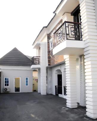 Ibadan Apartment | JAYBRITT LUXURY APARTMENT