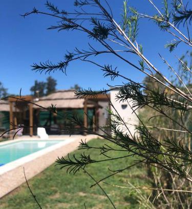 General Rodriguez House | Jazba - Casa de campo