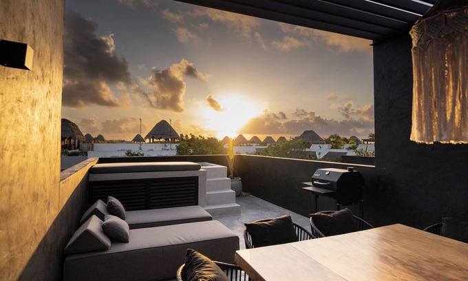 Zama Villa | Jean & Joon Townhouse, Paradise Home With 2 Pools, Rooftop, Bbq, Near Beach