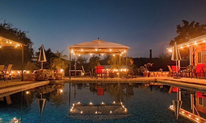 El Triunfo Hotel | Jimmy & Yudy's place