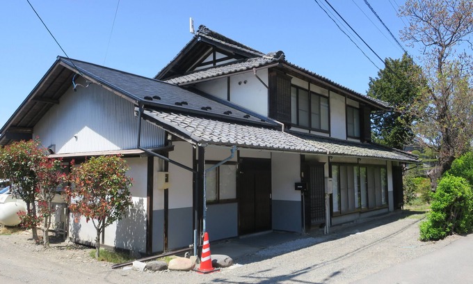 Matsumoto House | 5 minutes from Azumino Interchange! Ideal for families and groups staying together! A private old house that can accommodate up to 14 people in 5 bedrooms! Barbecue available on the terrace!