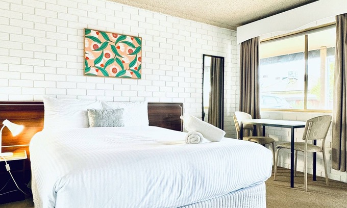 Ashmont Hotel | Junction Motel Wagga