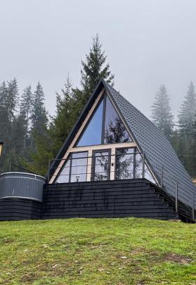 Verkhovyna House | Kaif House Кайф Хаус Афрейм