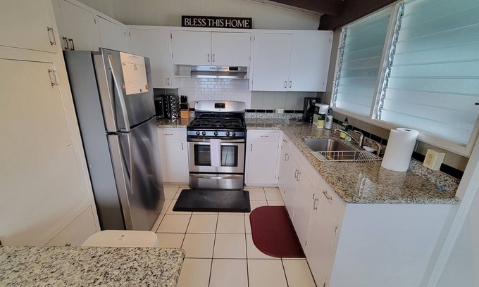 Keolu Hills House | Kailua Family Friendly Home w/AC, 3 BR, Near Kailua Beach!