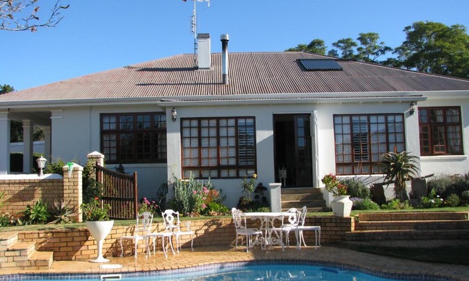 Grahamstown Bed & Breakfast | Kaiser's B&B