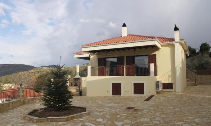 Aigialeia Apartment | Kallisti Ξενώνας Διακοπτό-Καλάβρυτα