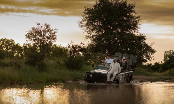Thorny Bush Game Reserve Cabin | Kambaku River Sands
