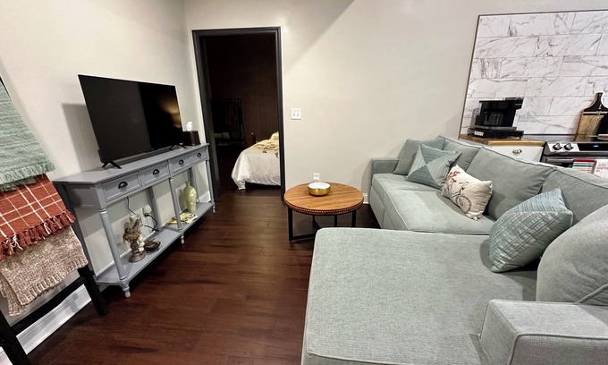 McKittrick Apartment | Katy Suite - Chic 2BR Stay on Katy Trail in Historic Mercantile near Hermann