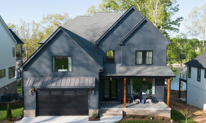 Winchester House | Kayak Kove* DOCK* Lake front Tim's Ford Lake NEW- 2 kayaks