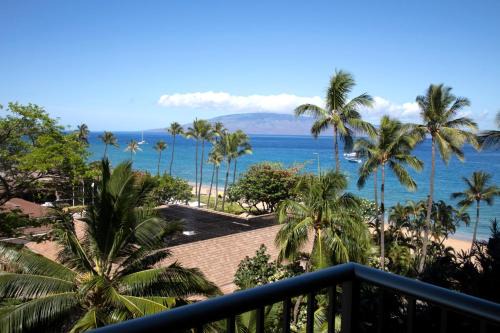 Kaanapali Apartment | KBM Resorts FREE CAR The Whaler Ocean view Recently Updated Studio Stunning views WH2-661