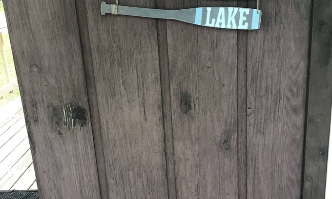 Suring Cabin | Kelly Lake Cabin with beautiful sand beach