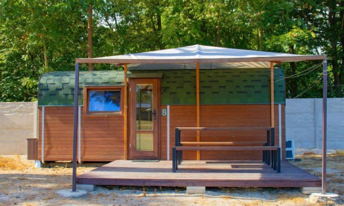 Hradec Kralove House | Kemp Stříbrný rybník by Interhome